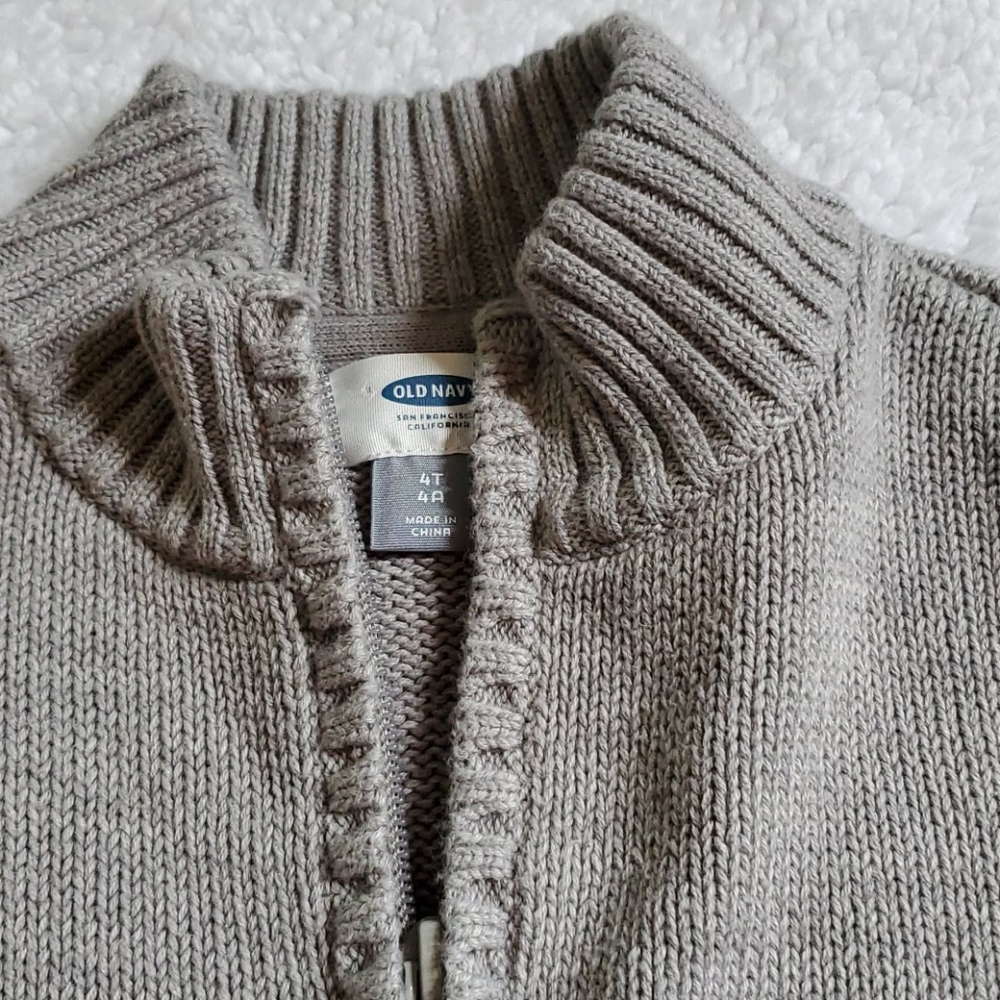 Toddler Full-Zip Two-Pocket Sweater 4T - Picture 2 of 7